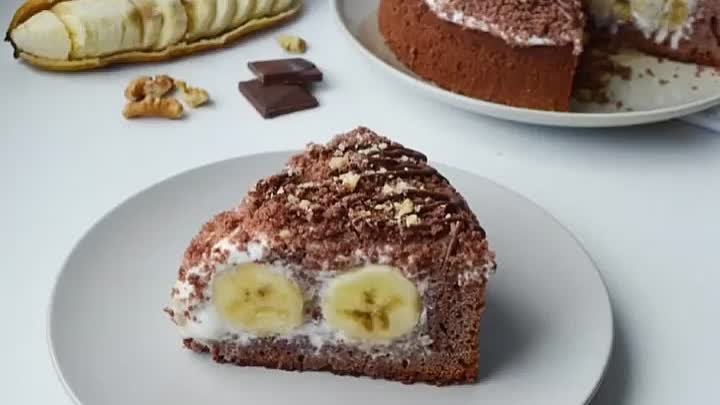 Шоколадный пирог с бананово-сливочной начинкой 🥧🍌 #ГотовимВместе