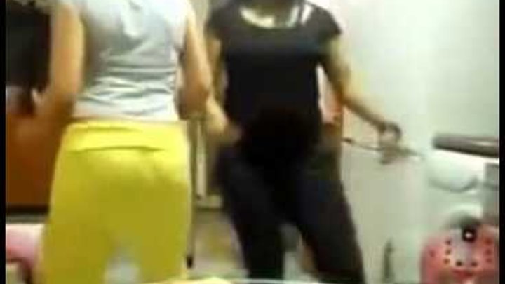 رقص خليجى فى غرف النوم روعة