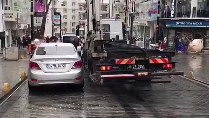 Как эвакуируют авто в Европе