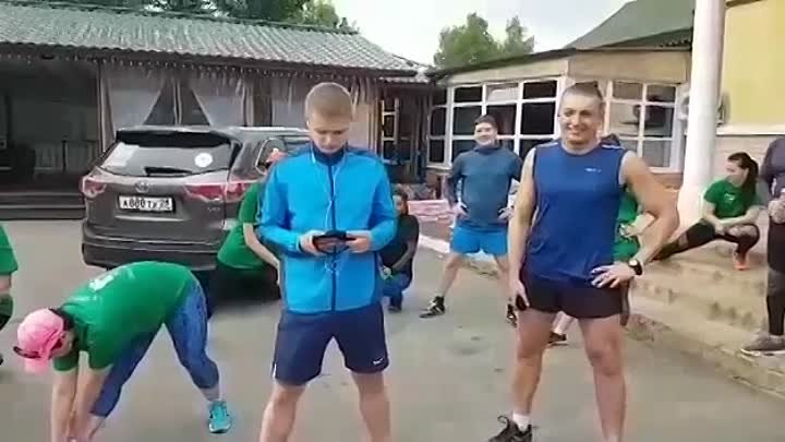 Mannequin Challenge от марафонцев