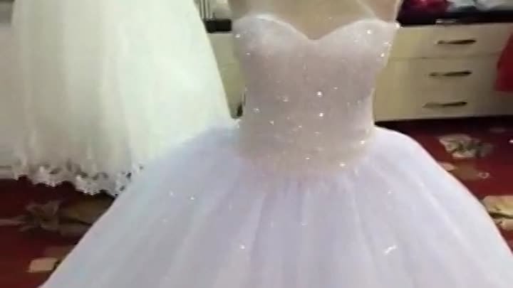 Шикарное платье "хрусталик" скоро в продаже в свадебном са ...