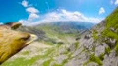 Through an Eagle&#39;s Eyes- Breathtaking 4K POV over the Alps