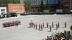 Плац-парад. 50 лет НВВПОУ-НВВКУ.