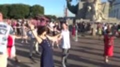 Бальные танцы на Стрелке В.О. (СПб, 14.08.2022 г. ф-м 4)