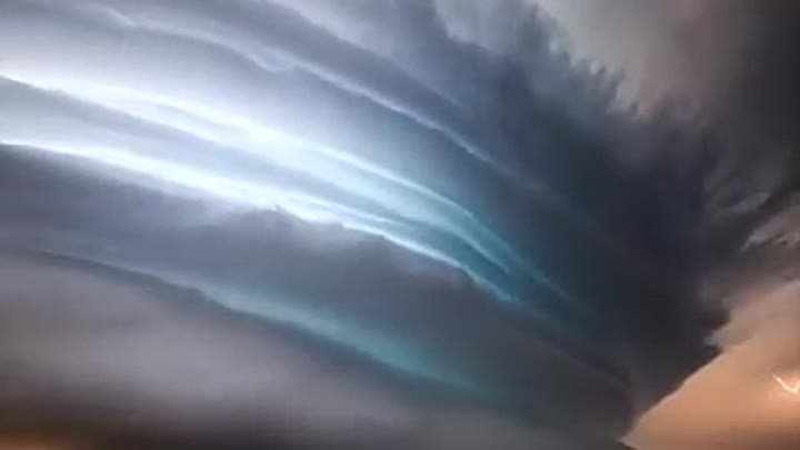 Невероятная буря в Южной Дакоте!