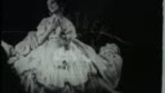 Анна Павлова исполняет балетные соло 1920-х годов