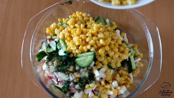 Три быстрых и вкусных салата с кукурузой (Домашний кулинар)