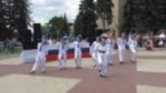 Танец моряков. 12 июня 2017 года. В городе Щёлково на площад...