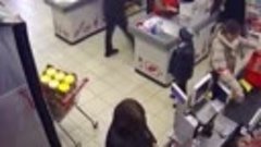 Решил ограбить супермаркет с помощью канцелярского ножа