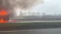 В Казани на Оренбургском тракте загорелся автобус