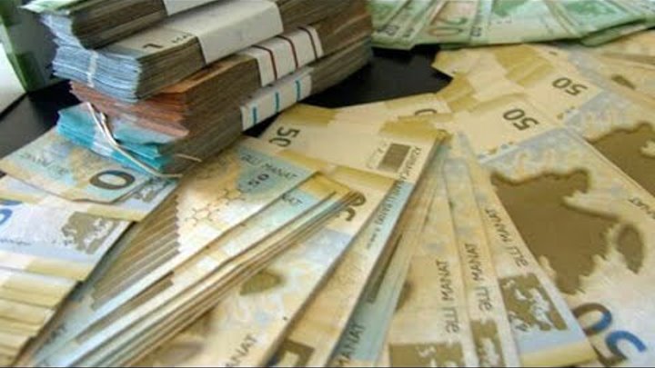 1 манат в долларах. Манат. Много манат. Азербайджанские деньги фото. Манаты куча деньги.