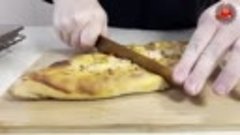 Сочная пицца с хрустящей корочкой ❤️Готовится просто сьедает...