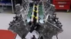 Сборка двигателя V12 Ferrari