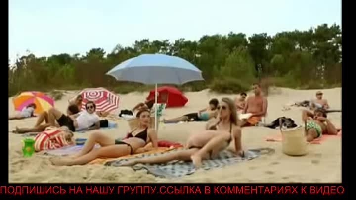 Смеялась  целый час