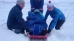 Спасатели МЧС России оказали помощь женщине, которая сломала...