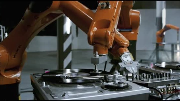 Роботы научились играть на  музыкальных инструментах