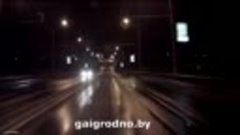 Погоня в Гродно: сбитый пьяным водителем Honda столб упал на...