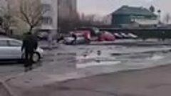 Новое видео, как машина без водителя кружила по Барановичам