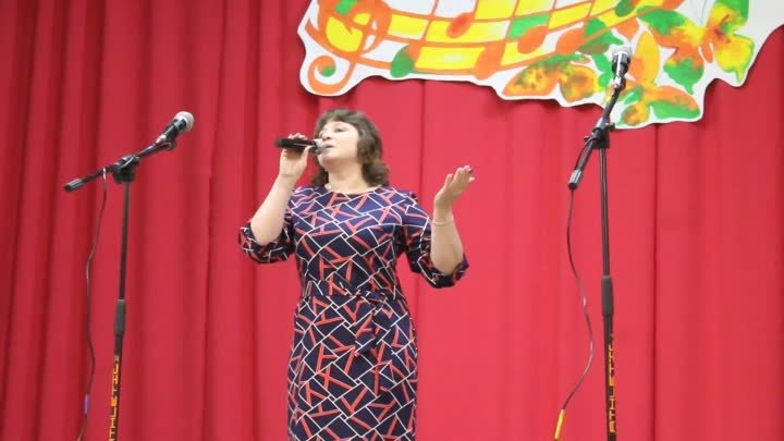 Татьяна Мещерякова с песней "Ягода-малина"