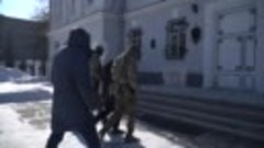 Жителя Комсомольска-на-Амуре задержали за попытку передать с...