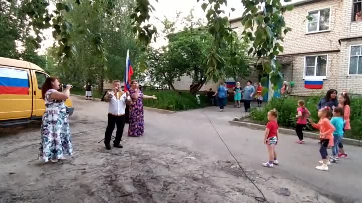 блок из трех песен