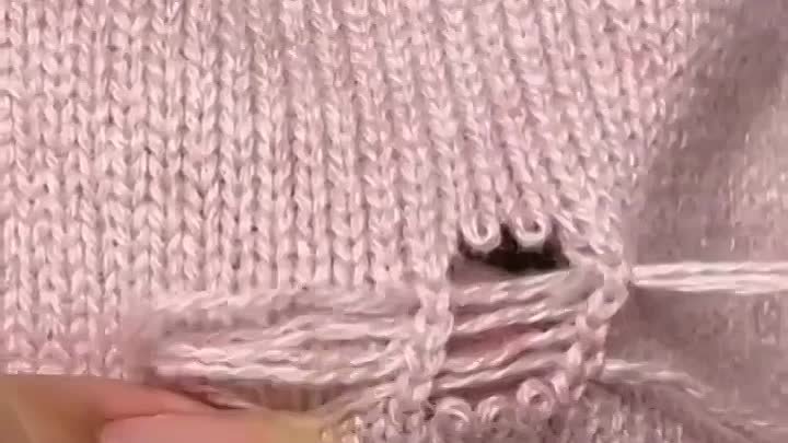 Как аккуратно зашить дырку на вязаном изделии