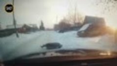 Девочка скатилась с горки прямо под колёса машины в Курганск...