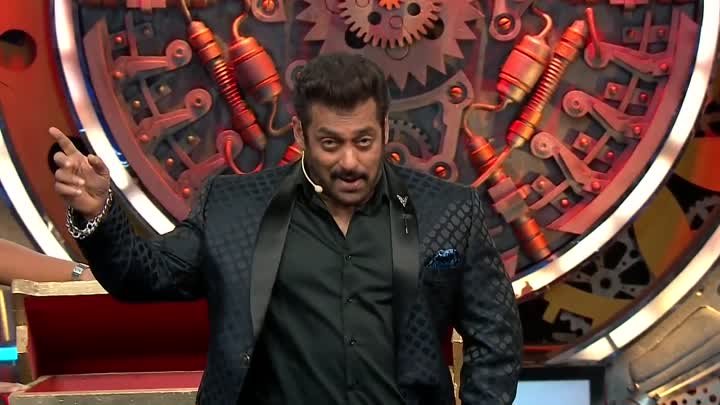 Bigg Boss 11 Episode 13