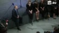 Владимир Путин пообщался с актерами спектакля «Здравствуйте,...