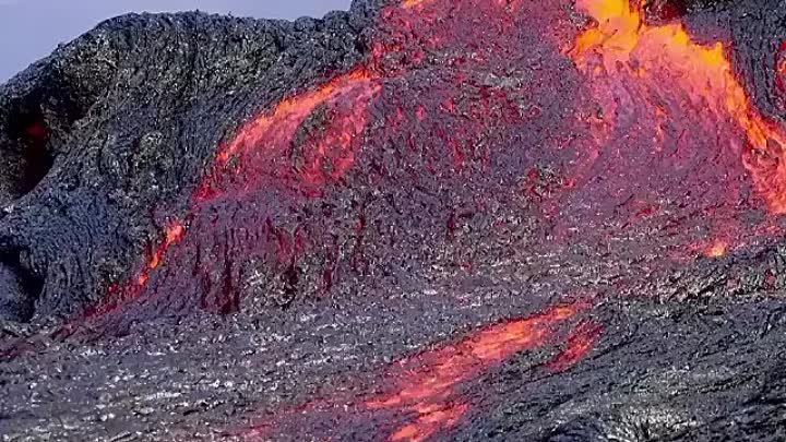 Извержение вулкана на Гаваях.mp4