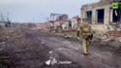 Тяжёлый штурм Марьинки: армия России метр за метром выбивает...