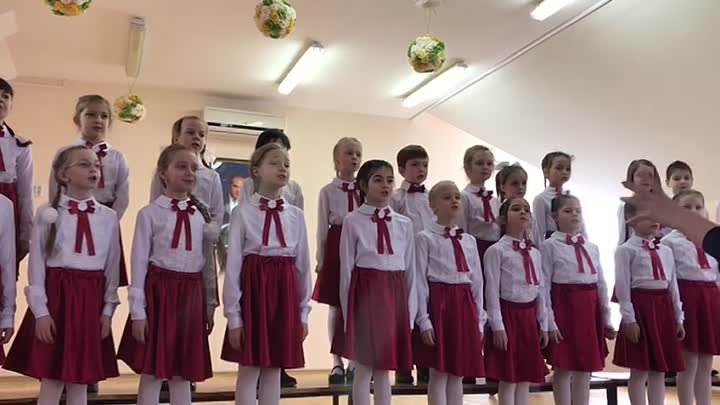 Видео-хвастик - Хор в нарядных юбках от bimki.ru