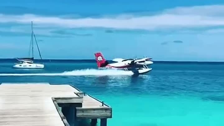Посадка гидросамолёта на Мальдивах!💦