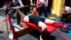 Макарова Анна жим лежа 40 кг