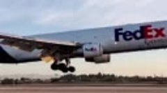 Красивая посадка MD-11 FedEx 🇺🇲 в аэропорту Лос-Анджелеса ...