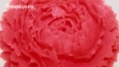 Украшение торта с помощью крема -Цветы из крема Видеоурок 33