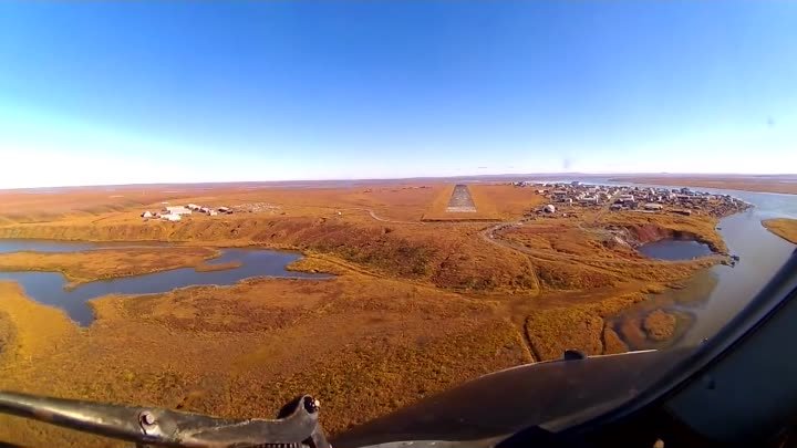 Заход на посадку п.Чокурдах(Республика САХА Якутия). Авиакомпания Ир ...