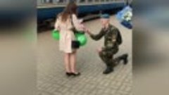 Дождалась парня из армии и скоро станет его женой 🤗