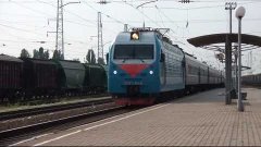 ЭП1М-645 с поездом №477 Адлер — Челябинск