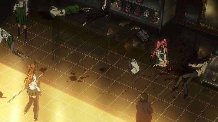 Highschool of the Dead (2010) Capitulo del 1 al 4