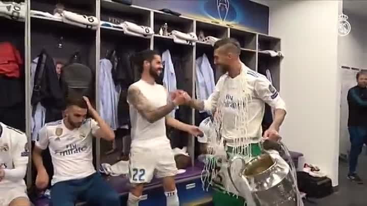 Dressing room celebrations with the CHAMPIONS! _ Champions League Fi ...