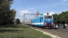 Электровоз ЭП1М-689 с поездом №549 Анапа — Приобье