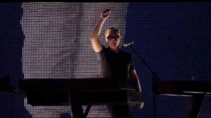 Depeche Mode - Enjoy The Silence ( Live in Barcelona 2009 ) HD- HQ