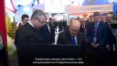 Премьеру-министру России М.В.Мишустину представлен стенд Ста...