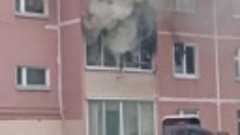 В Московском микрорайоне горит квартира