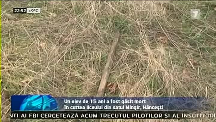 Elev găsit mort în curtea liceului