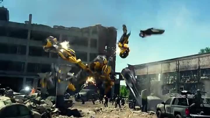 Transformers_ The Last Knight (2017) - First battle scene - Only Act ...