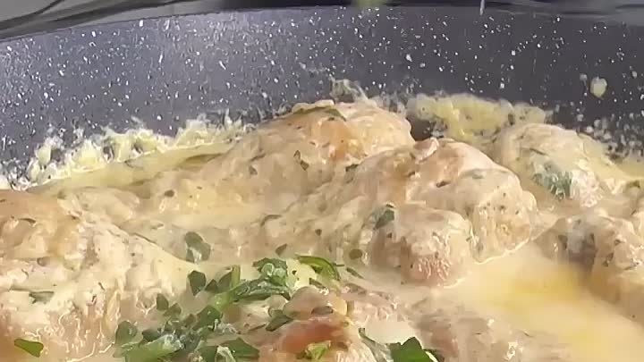 Курица в СКОВОРОДЕ в миллион раз вкуснее, чем в духовке 😋