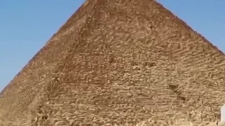 Пирамиды в Гизе и большой Сфинкс