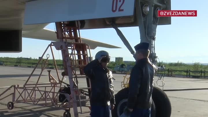 Ракетоносцы Ту-160 преодолели 9 тысяч километров за 12-часов-1